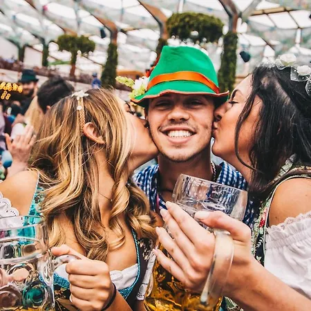 Festanation Oktoberfest Camp #2 2* München