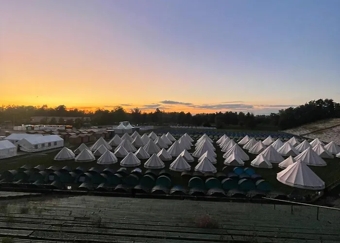 豪华帐篷 Festanation Oktoberfest Camp #2 2*