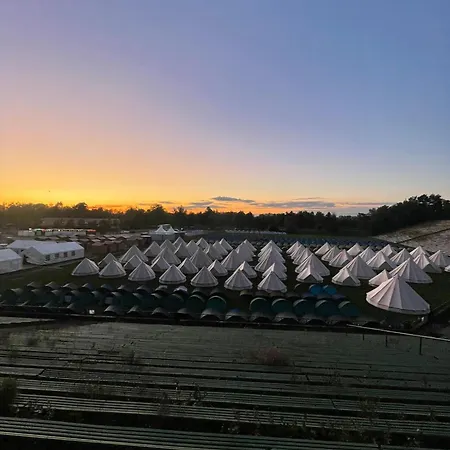 Lüks kamp alanı Festanation Oktoberfest Camp #2 2*